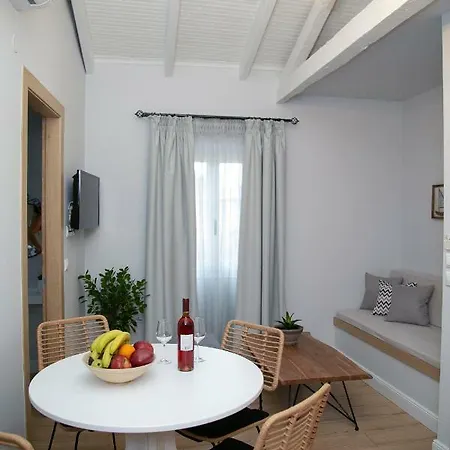 Foxnest Rest Corfu Daire